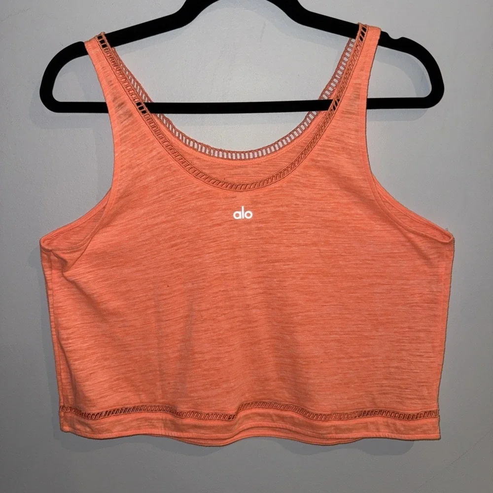 ALO Yoga Neon Orange Loose Fit Lightweight Tank Cropped Women's‎ Size M Running